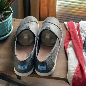 TOMS Avalon Black Metallic Woven